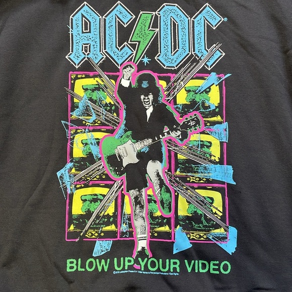 NWT AC/DC band sweatshirt size S - Picture 4 of 5